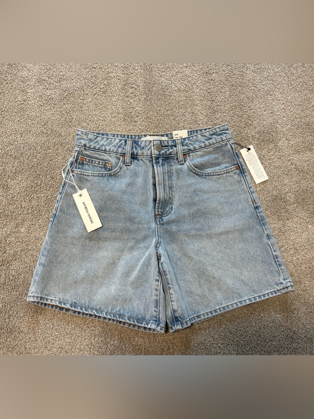 Aritzia Denim Forum 90’s Vintage Hi Mid Thigh Denim Short